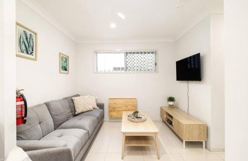 Rocklea Apartamento | GST Credits! AC! Shops! Parking! Espresso! 331F1