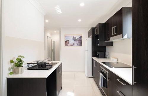Rocklea Apartamento | GST Credits! AC! Shops! Parking! Espresso! 331F1