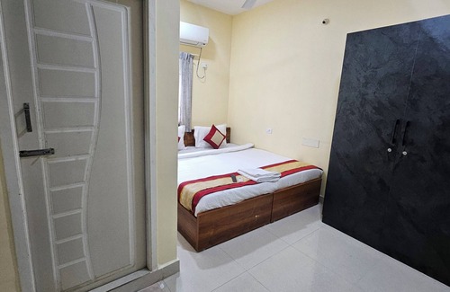 Ramapuram Hotel | GT Empire Hotel-Near SRM University