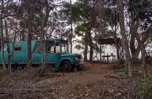 Brazopolis Cabina | Guacamayo Home