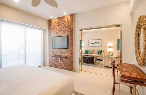 Los Cabos Complejo | GUARANTEED Garza Blanca Resort Cabo- 2 Bdr Suite Ocean View 12/27/25 - 1/3/26