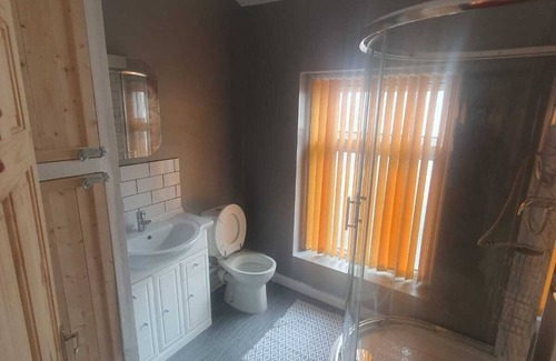 Six Bells Casa | Guardian View