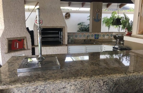 Jardim Acapulco Casa | Lujosa y acogedora casa en Jardim Acapulco - cond. plaza delantera cerrada