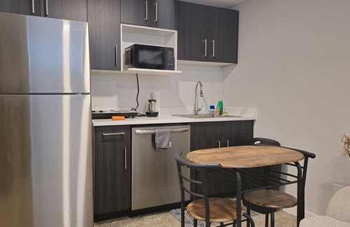 Fort Gary Casa | Guest Basement suite in Winnipeg