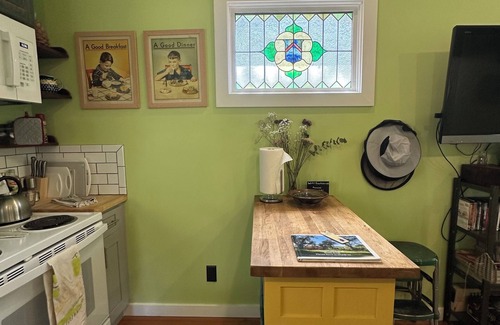 Posey Cabina | Guest Cabin at Three Falls Ranch