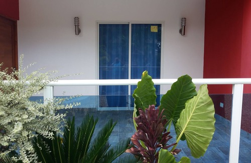 Urbanizacion Tavarez Apartamento | Condominio de 1 dormitorio para huéspedes en el centro de la ciudad, cerca de la playa