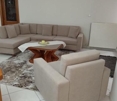Ioannina Apartamento | Guest-Home 1