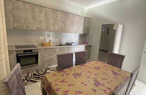 Velipoje Casa | Guest Hours Kolaj