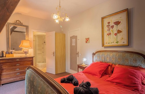 Saint-Amand-de-Vergt Casa | Guest House 'Chambre D'hôtes Coquelicot' with Shared Pool, Shared Terrace and Wi-Fi