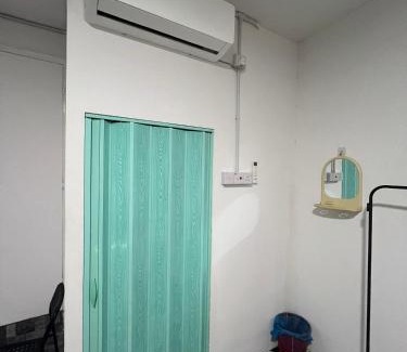 Kuala Terengganu Chalet De Esquí | Guest House 2