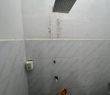 Kuala Terengganu Chalet De Esquí | Guest House 2