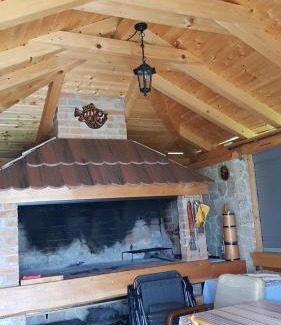 Catrnja Casa | Guest House Adrijana