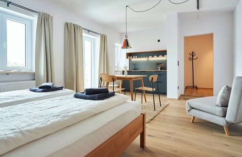 Bad Toelz Casa | Casa de huéspedes 'Alte Seifensiederei - Thay' con terraza compartida, jardín compartido y Wi-Fi