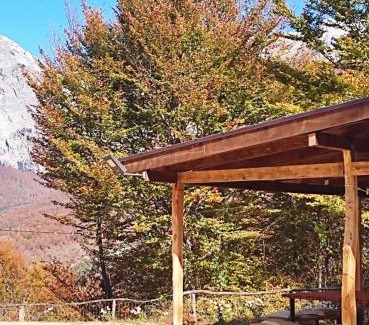 Shale Casa | Guest House Astrit Villi