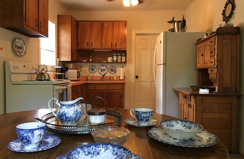 Lovettsville Casa | Guest House en 1796 Historic Plantation Farm en Wine Country