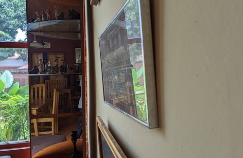 Kumasi Casa | Guest House & Bar