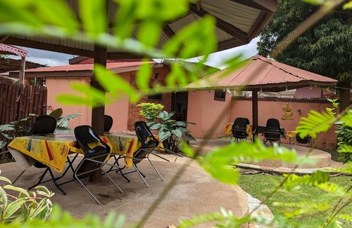 Kumasi Casa | Guest House & Bar