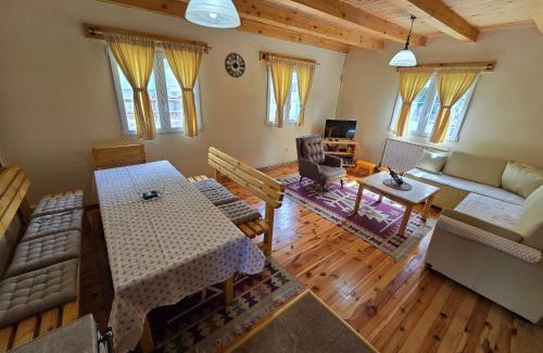 Zabljak Villa | Guest House Boka
