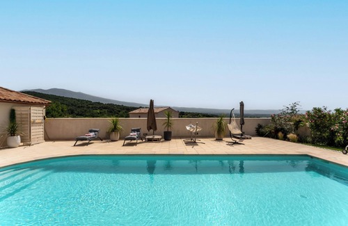 Crillon-le-Brave Apartamento | Casa de huéspedes 'Chambre De La Reine' con vistas a la montaña, Wi-Fi y aire acondicionado