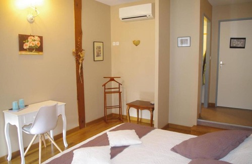 Angoume Casa | Guest House 'Chambre D'hôtes Edelweiss' with Mountain View, Wi-Fi and Air Conditioning