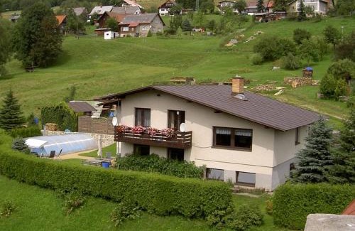 Rokytnice nad Jizerou Apartamento | Guest House Bulušek