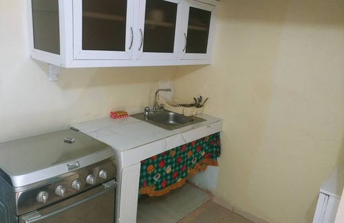 Santo Domingo Casa | Casa de huéspedes, anexo a la vivienda principal, parte atrás en terraza o patio