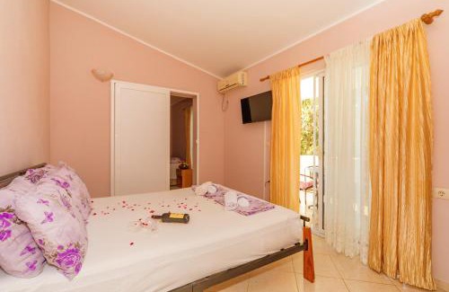 Bregvija Casa | Guest House Edita