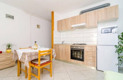 Zupa dubrovacka Apartamento | Guest House Fontana - One Bedroom Apartment with Balcony and Sea View