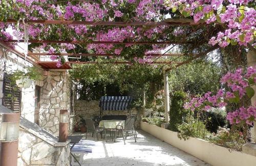 Gornji Kono Apartamento | Guest House Foretić