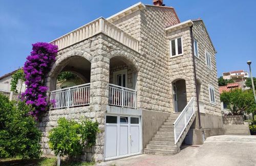 Slano Casa | Guest House Franica & Pero Lobrovic