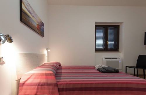 Elice Cama Y Desayuno | Guest House - I Salici