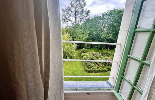 Savennieres Casa | Casa-Diseñador-Baño con ducha-Vista al Jardín
