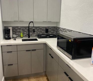 Liberty City Casa | Guest house in Miami