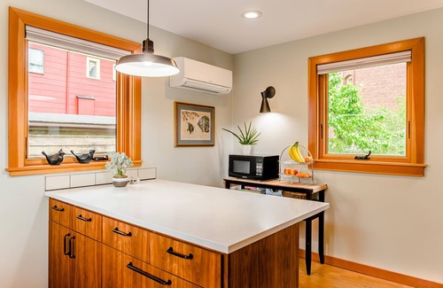 Alphabet Historic District Casa | Guest House in the Heart of the Alphabet District- Monthly rental only