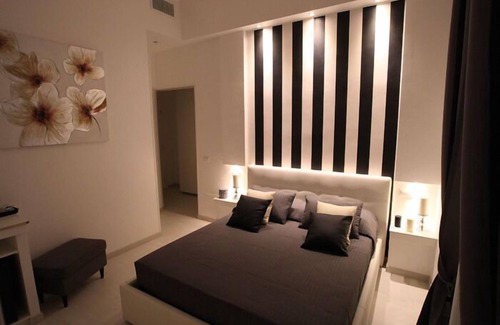 Repubblica Casa | Interno 7 Luxury Rooms