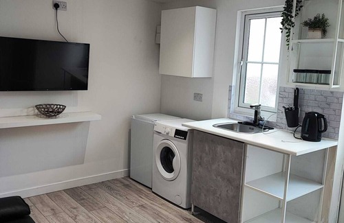 Andover Apartamento | Guest House is Located in Andover. Suitable for Singles / Couples