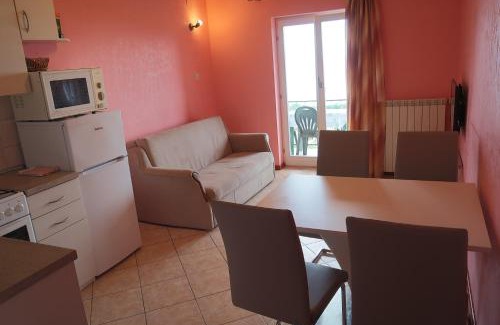 Opric Casa | Guest house Ivo
