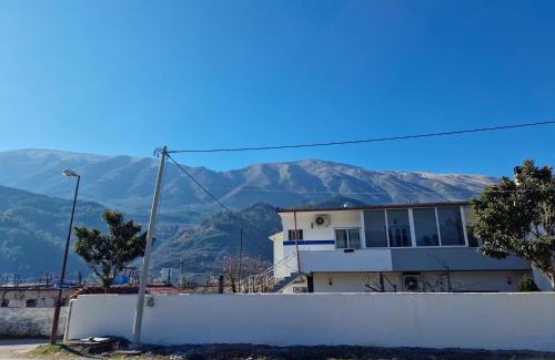 Albania Casa | Guest House KrisHen