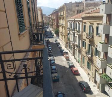 Palermo Casa | Guest House Lamphotel Militello