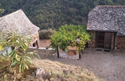Enguiales Casa | Casa rural Le Fel, 2 dormitorios, 4 personas