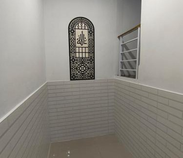Babakan Chalet De Esquí | Guest house manggis11 Alam Asri