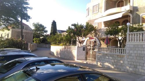 Sumartin Casa | Guest House Marija