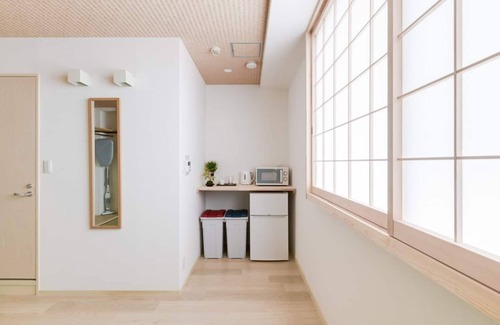 Karasumaoike Hotel | Guest House MIYABI