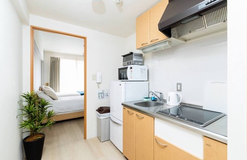 Karasumaoike Hotel | Guest House MIYABI
