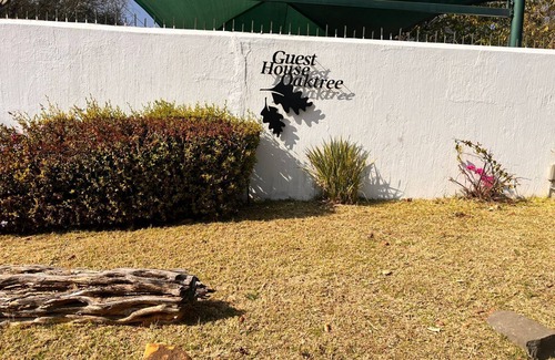 Greater Johannesburg Metropolitan Area Casa | Guest House Oaktree