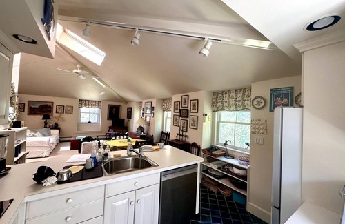 Gloucester Apartamento | Guest House on Private Estate with Beach