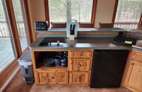 Amherst Cabaña | Guest house on secluded 120 acre property minutes from Chain 0' Lakes
