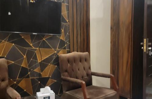 Gulshan-e-Iqbal Hotel | Guest House