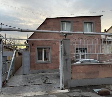 Erebuni Casa | Guest House rent, дом в аренду