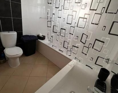 Estreito da Calheta Casa | Guest House Santinhos